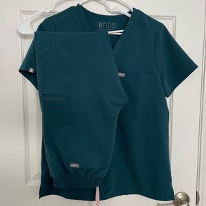 FIGS Small Catarina top + Small Petite Yola pants (Caribbean Blue)